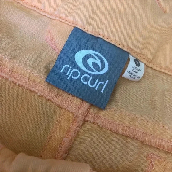 Rip Curl Cut Off Raw Hem Shorts - Picture 10 of 12